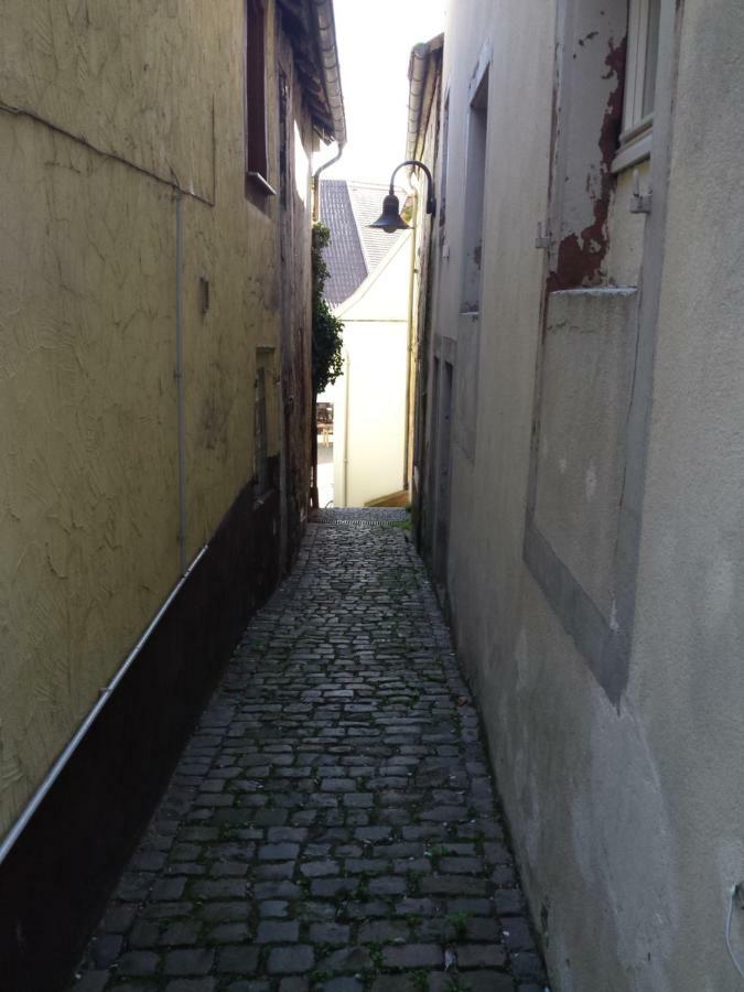 בליסקסטל Moderne Wohnung In Barockem Altstadthaus Nahe Altstadt Und Radweg מראה חיצוני תמונה